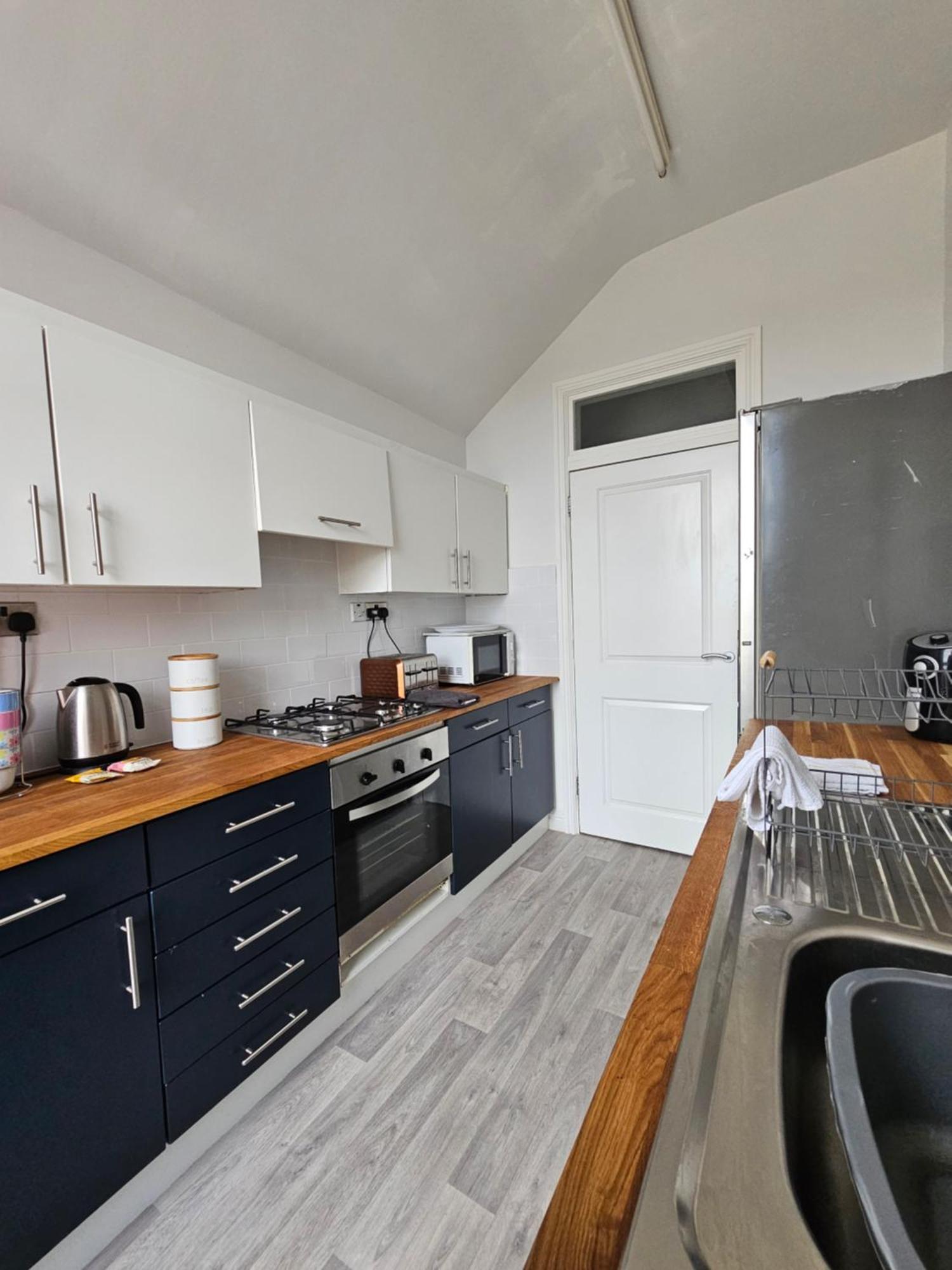 2 Bed Apartment Lakeside On The Promenade Southport Eksteriør billede